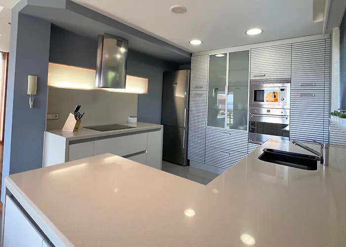 Casa En Con Pisicina Privada * Sanxenxo